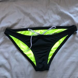 Jolyn Bali bikini bottom